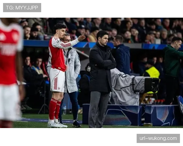 终场哨响，摩纳哥球员低头离场，65%控球率难换一胜